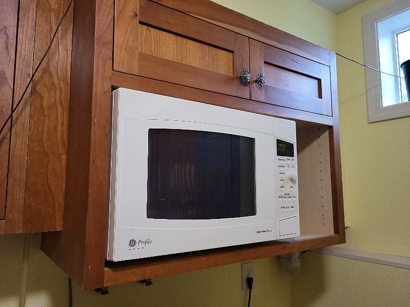 Microwave