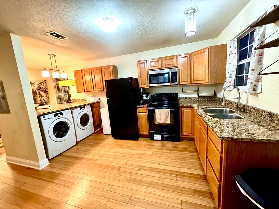 Furnished Finder property 549062_2 photo 4