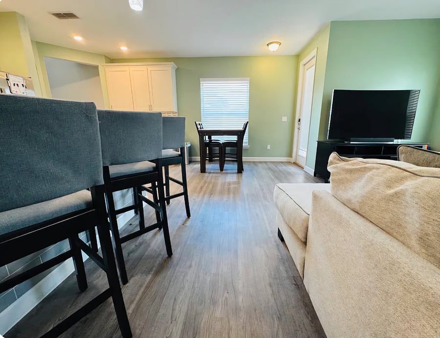 Furnished Finder property 549101_1 photo 10