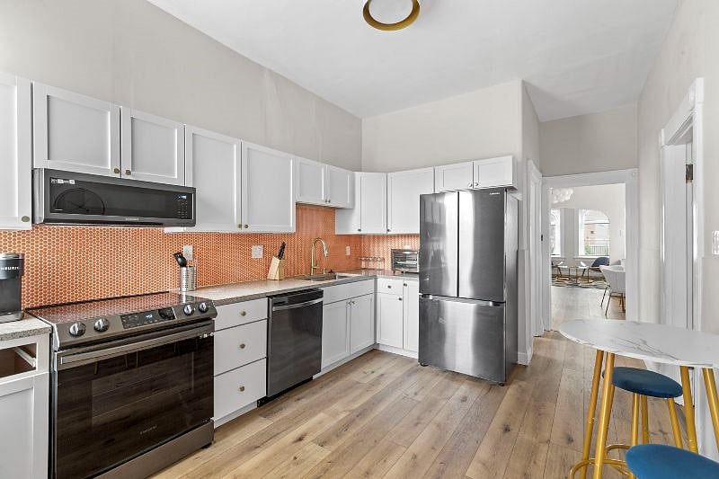 Furnished Finder property 549113_1 photo 16