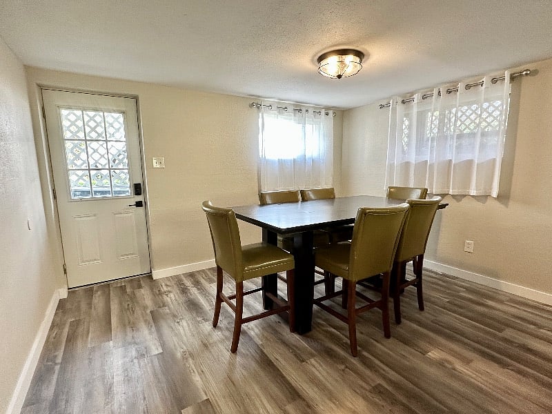 Furnished Finder property 549120_1 photo 9