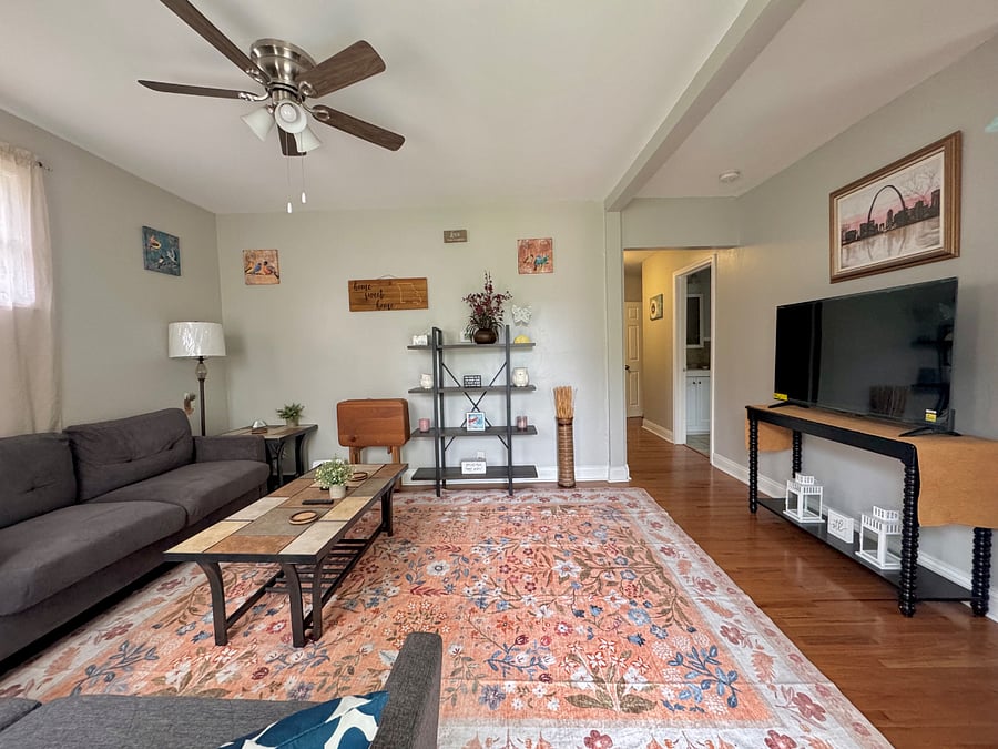 Furnished Finder property 549135_1 photo 3