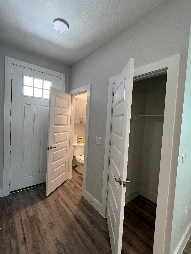 Furnished Finder property 549190_1 photo 11