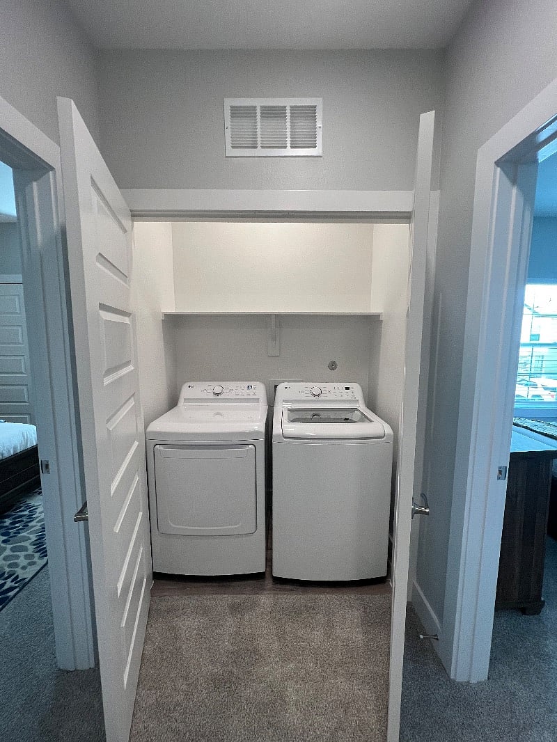 Furnished Finder property 549190_1 photo 13