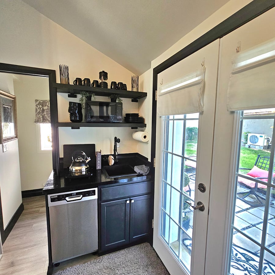 Furnished Finder property 549259_1 photo 6