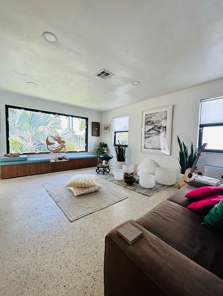 Furnished Finder property 549265_1 photo 12