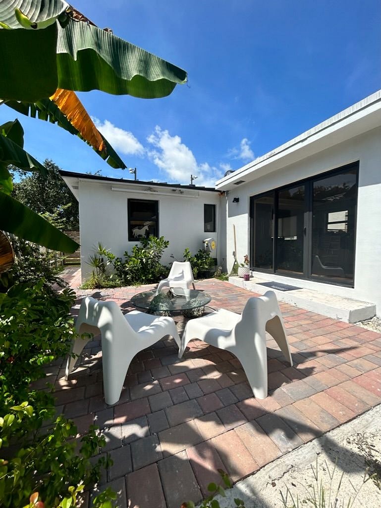 Furnished Finder property 549265_1 photo 16