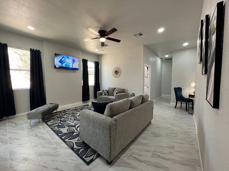 Furnished Finder property 549313_1 photo 3