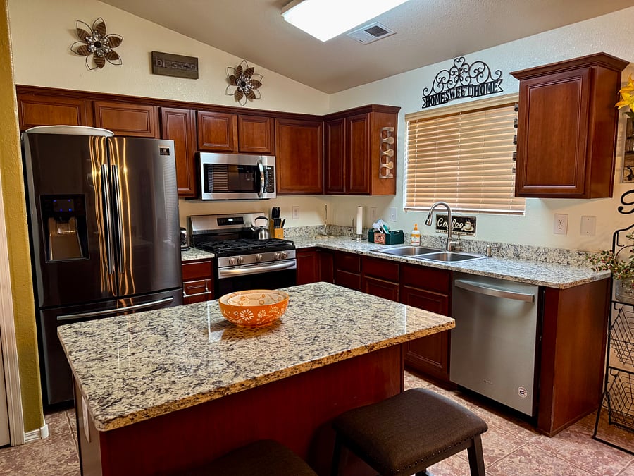 Furnished Finder property 549455_1 photo 4