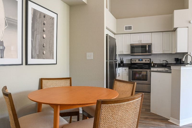 Furnished Finder property 549486_2 photo 6