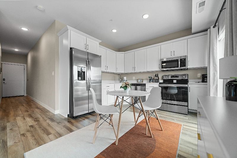 Furnished Finder property 549541_1 photo 16