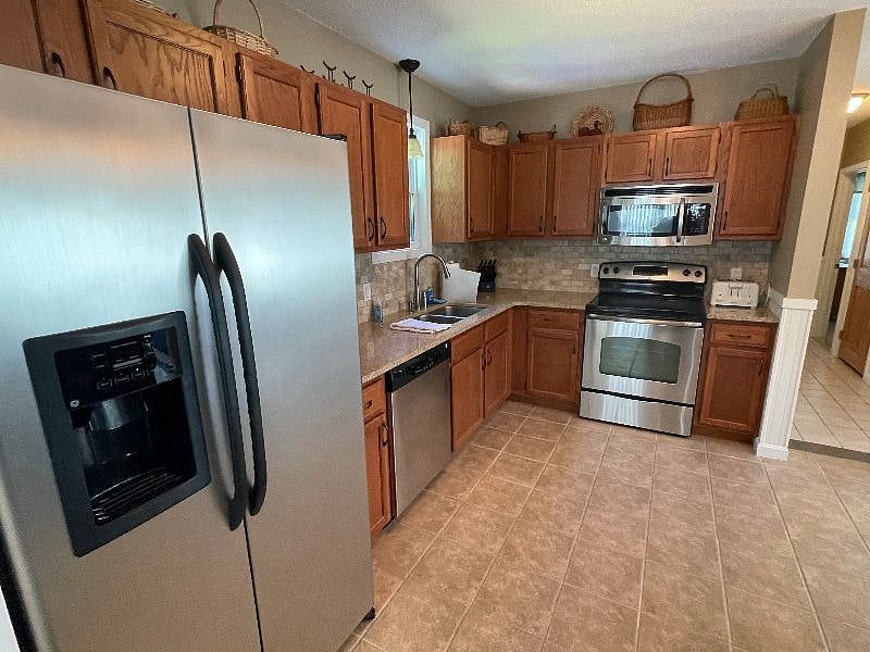 Furnished Finder property 549582_1 photo 6