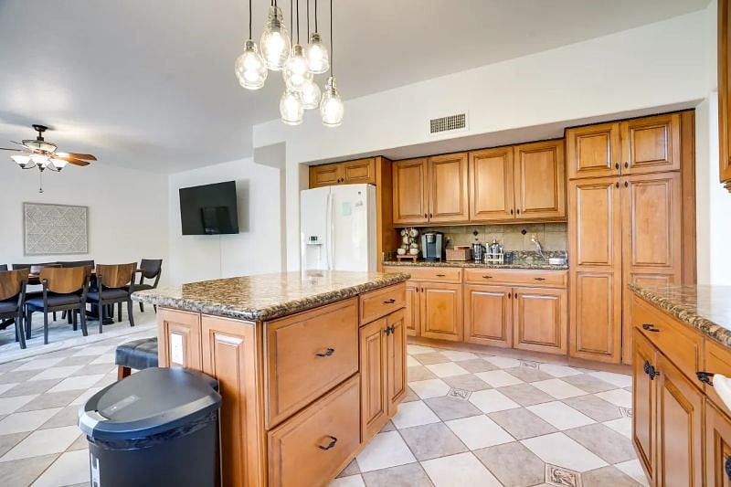Furnished Finder property 549633_1 photo 21
