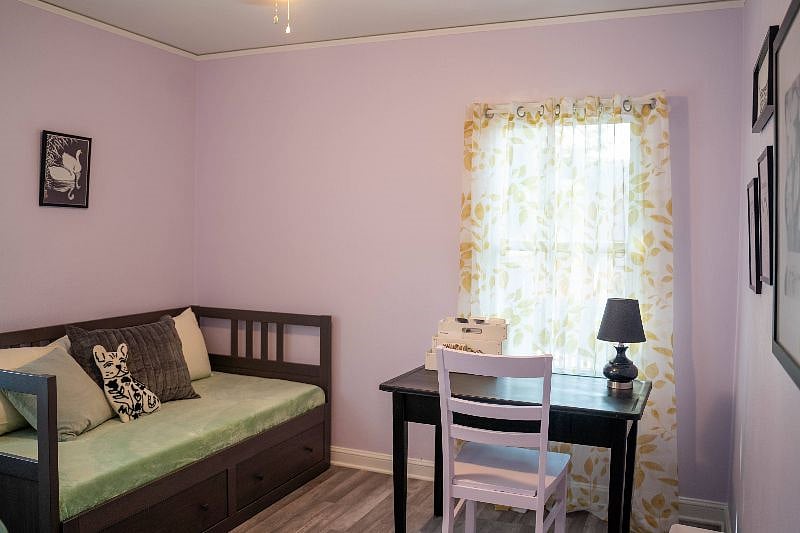 The default is for this room to be an office with daybed lounge. This bed converts into a king size or two twin size beds.