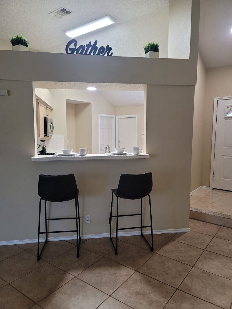 Furnished Finder property 549664_1 photo 14