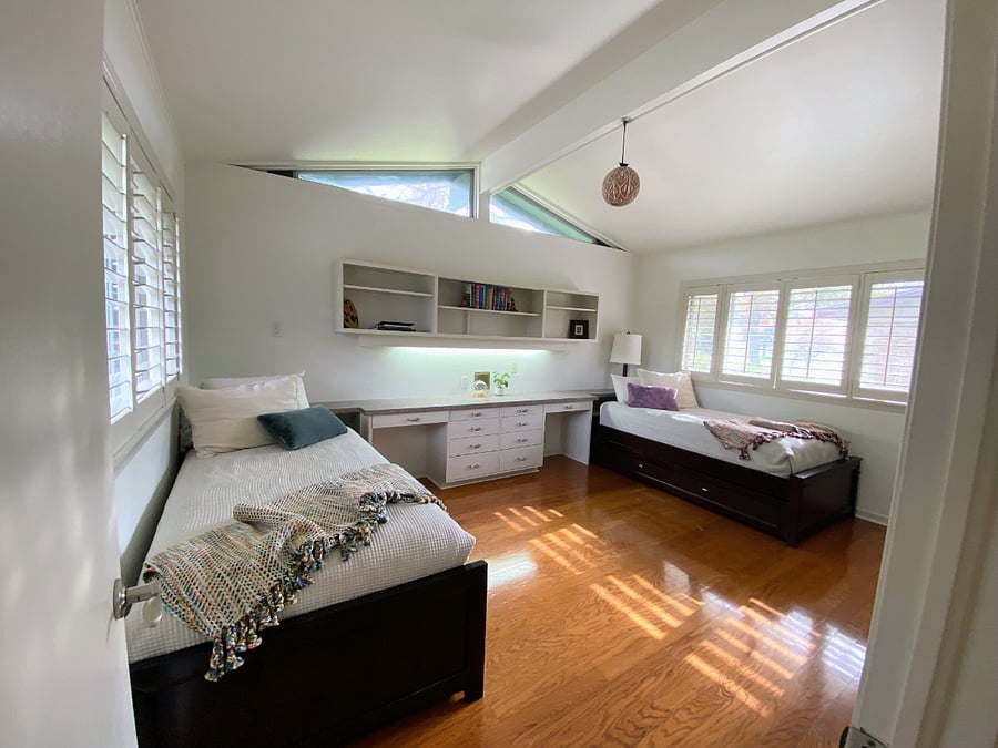 Bedroom 3 - two twin beds with twin desks