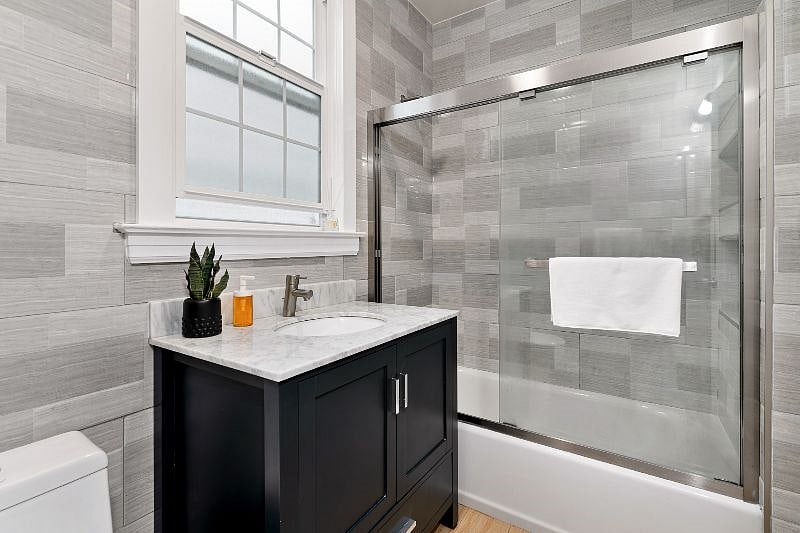 Full Bathroom with Shower and Toilet fully equipped for your needs. Shared access.