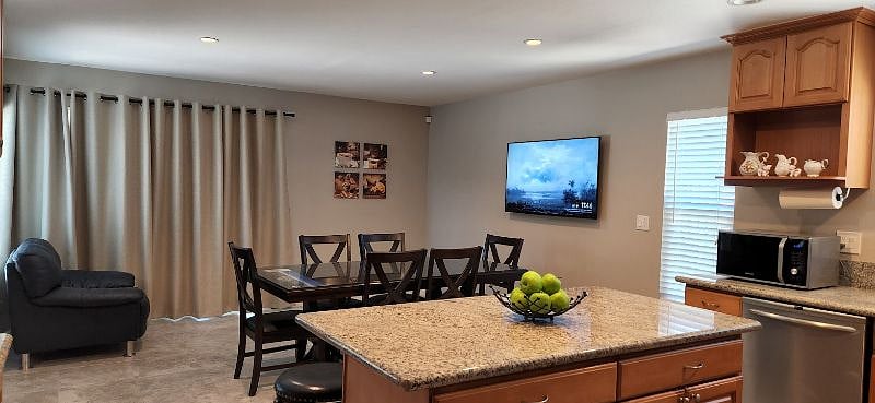 Furnished Finder property 549722_1 photo 6