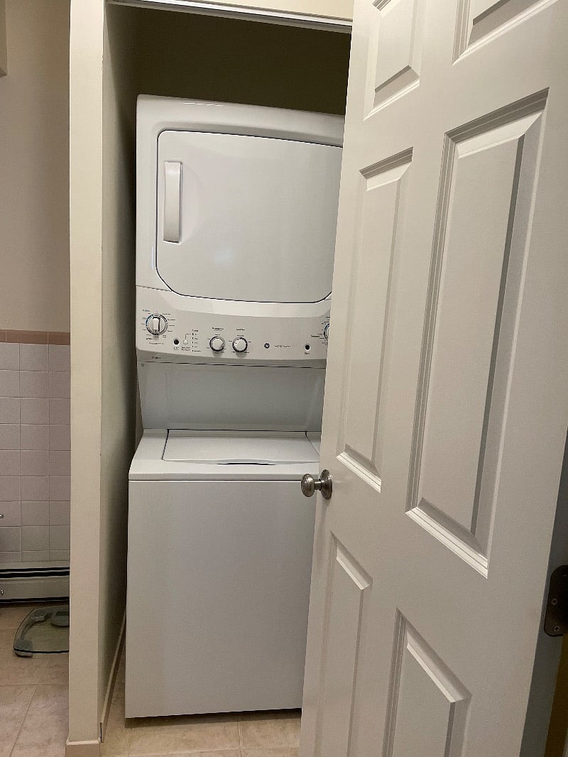WASHER AND DRYER IN MAIN BATH
