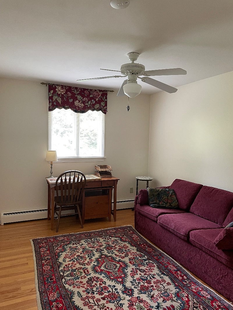 SECOND BEDROOM/OFFICE