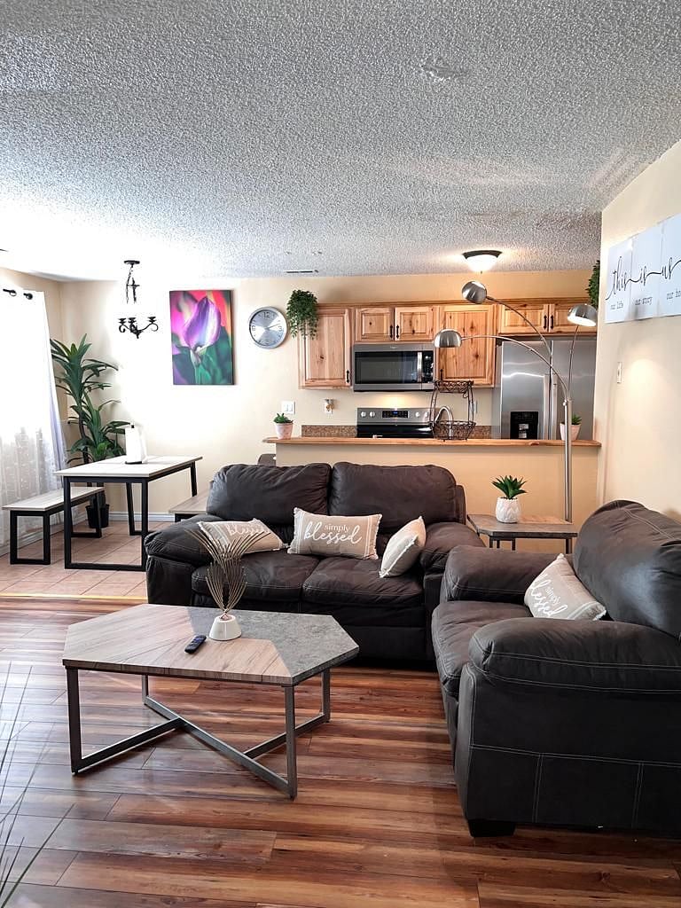 Furnished Finder property 549795_1 photo 3
