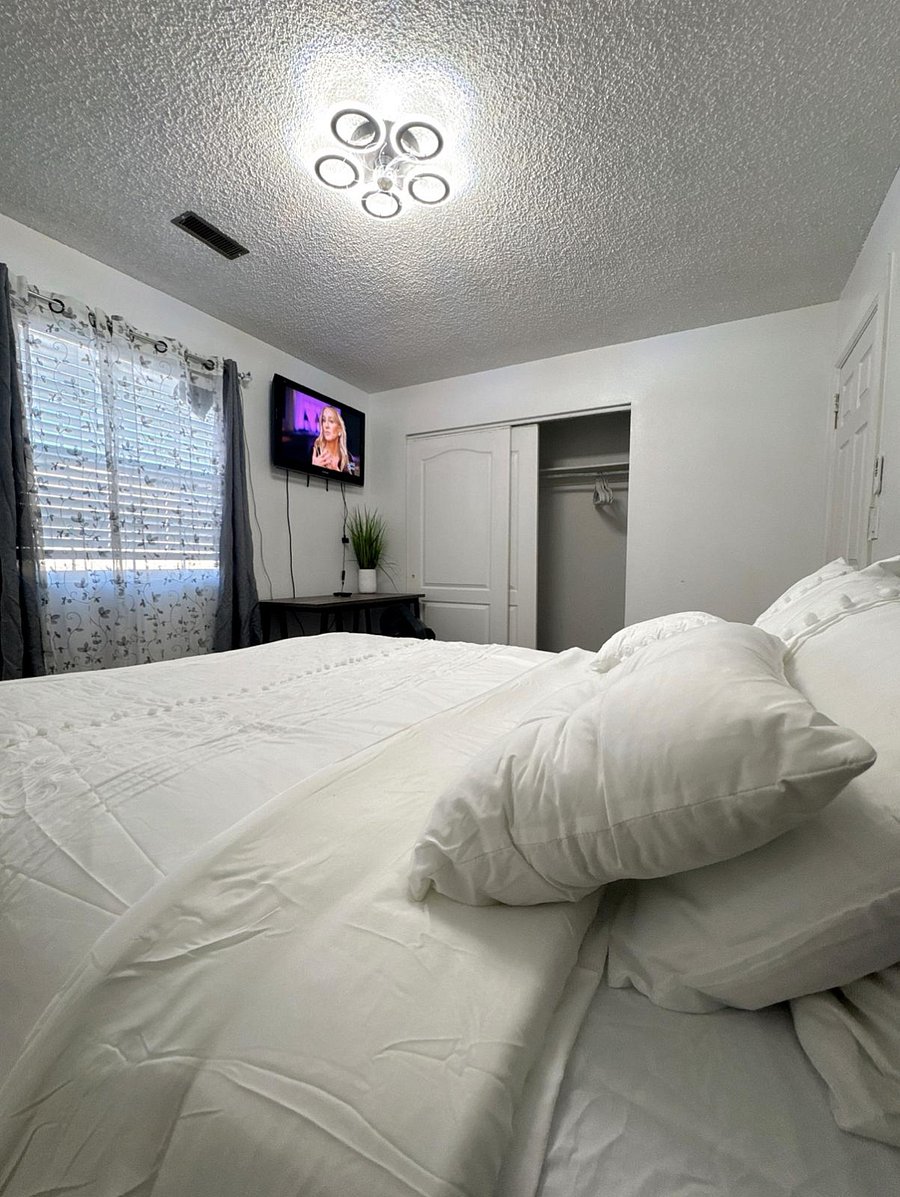 Furnished Finder property 549796_1 photo 7