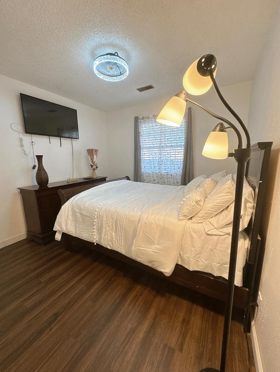 Furnished Finder property 549796_1 photo 8