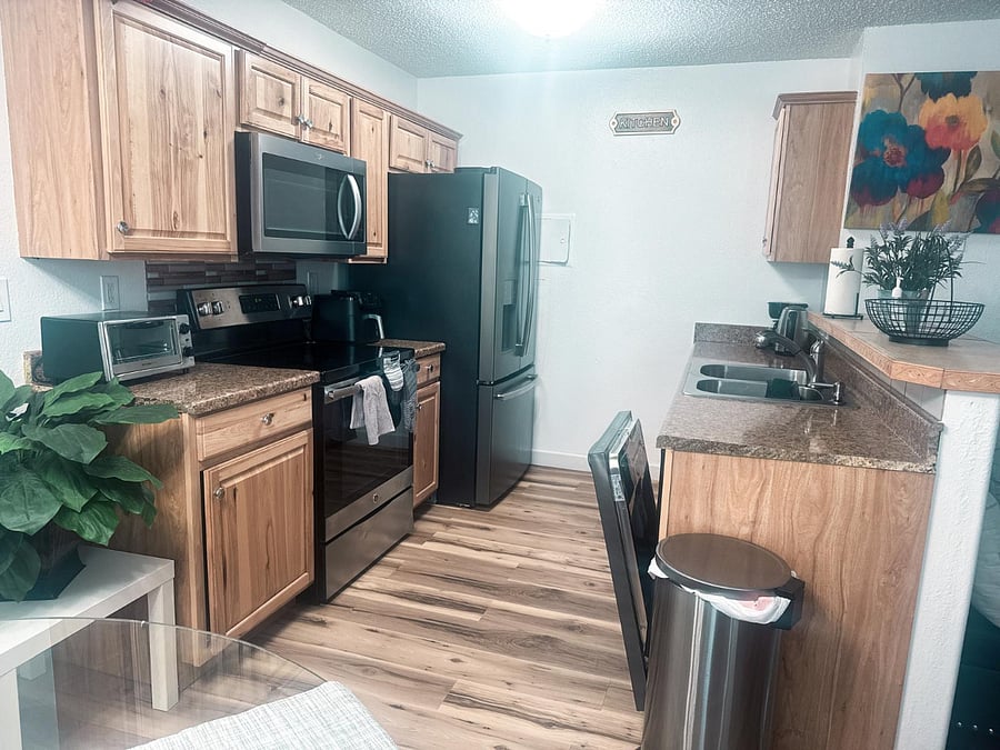 Furnished Finder property 549796_1 photo 18