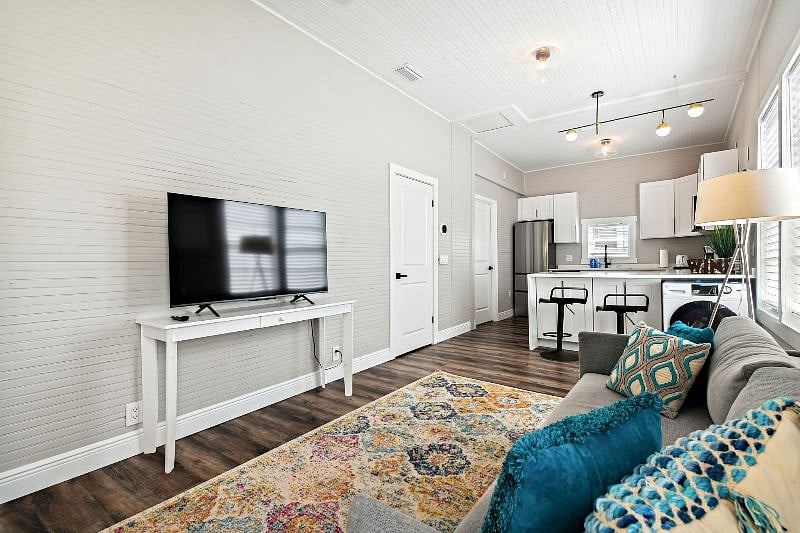 Furnished Finder property 549902_1 photo 6