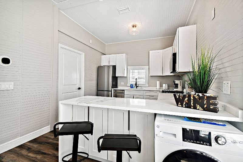 Furnished Finder property 549902_1 photo 14