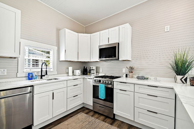 Furnished Finder property 549902_1 photo 18