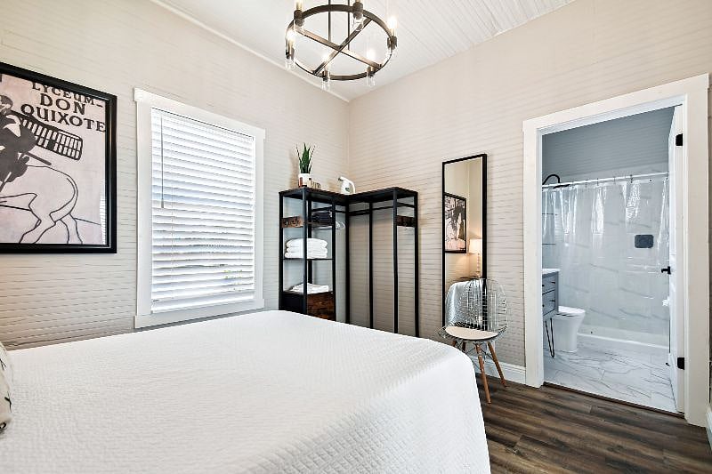 Furnished Finder property 549902_1 photo 24