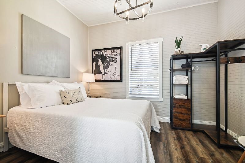 Furnished Finder property 549902_1 photo 28