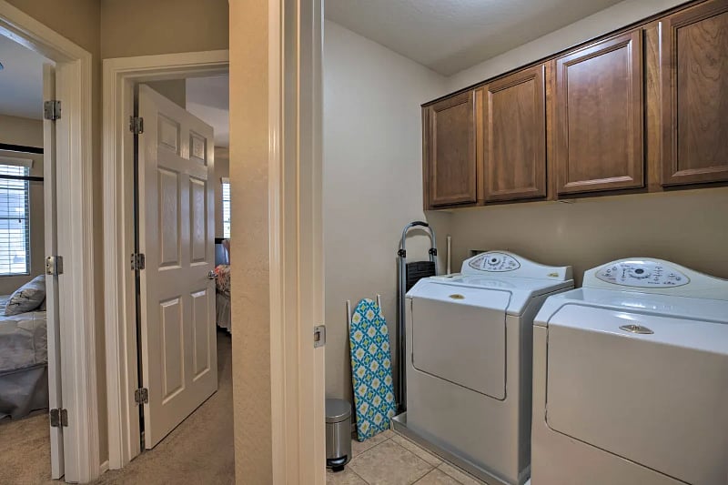 Furnished Finder property 549960_1 photo 4
