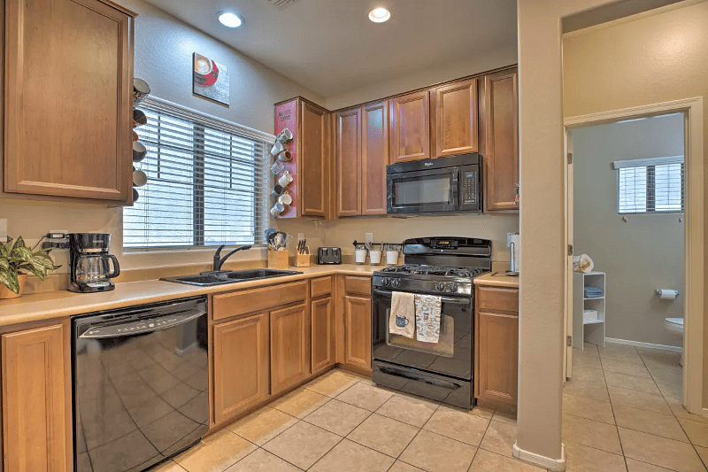 Furnished Finder property 549960_1 photo 11