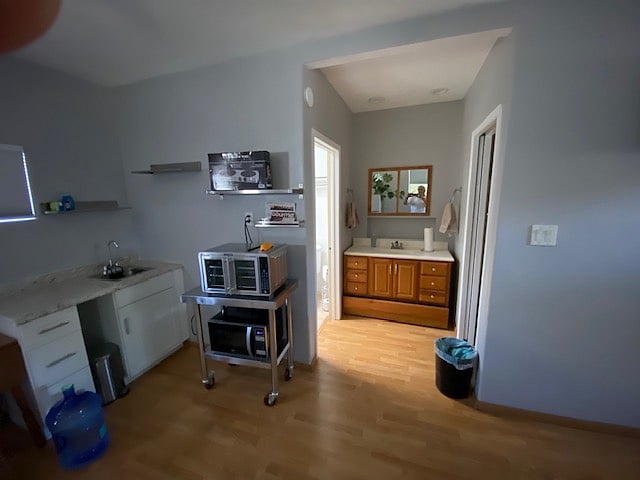 Furnished Finder property 550032_1 photo 4