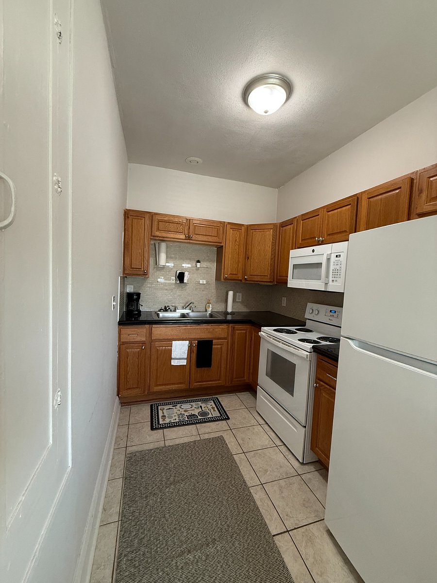 Furnished Finder property 550059_2 photo 4