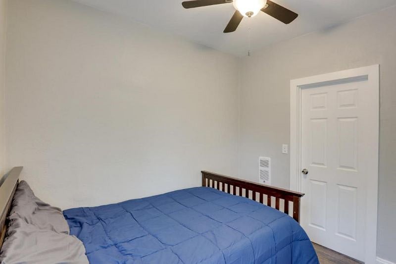 Furnished Finder property 550063_1 photo 3