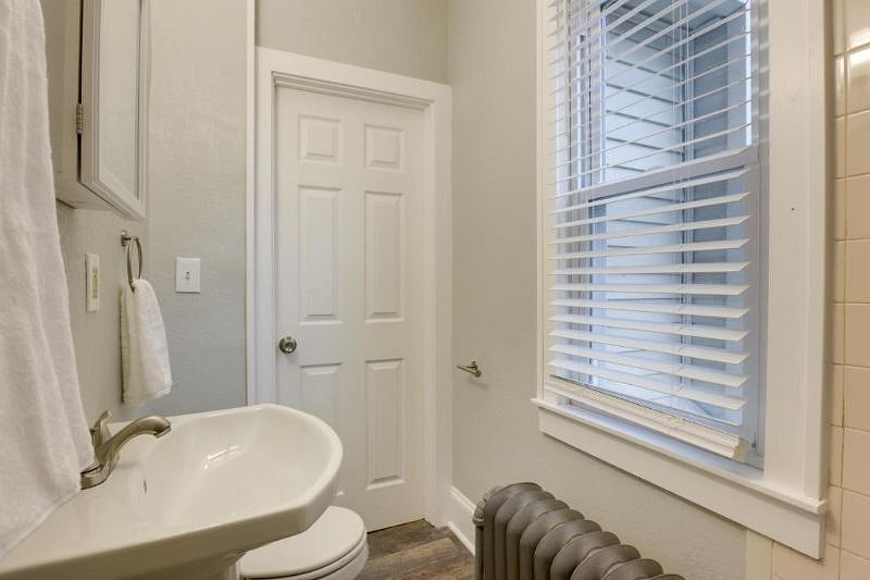 Furnished Finder property 550063_1 photo 16