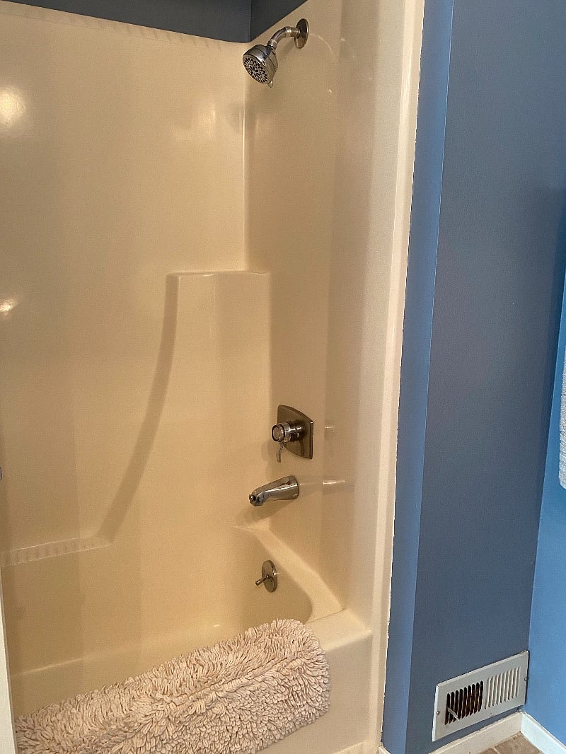 Tub/shower combo
