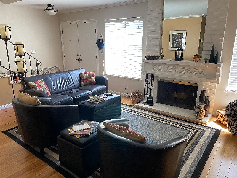 Living room with fireplace