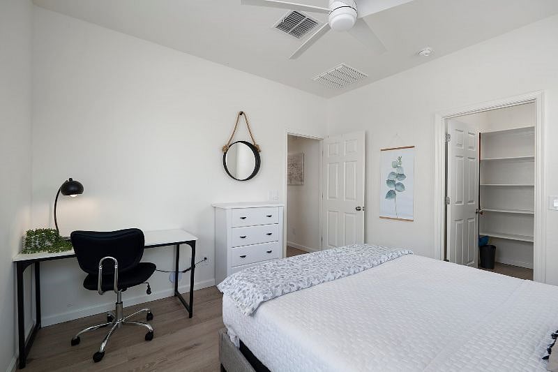 Furnished Finder property 550078_1 photo 3