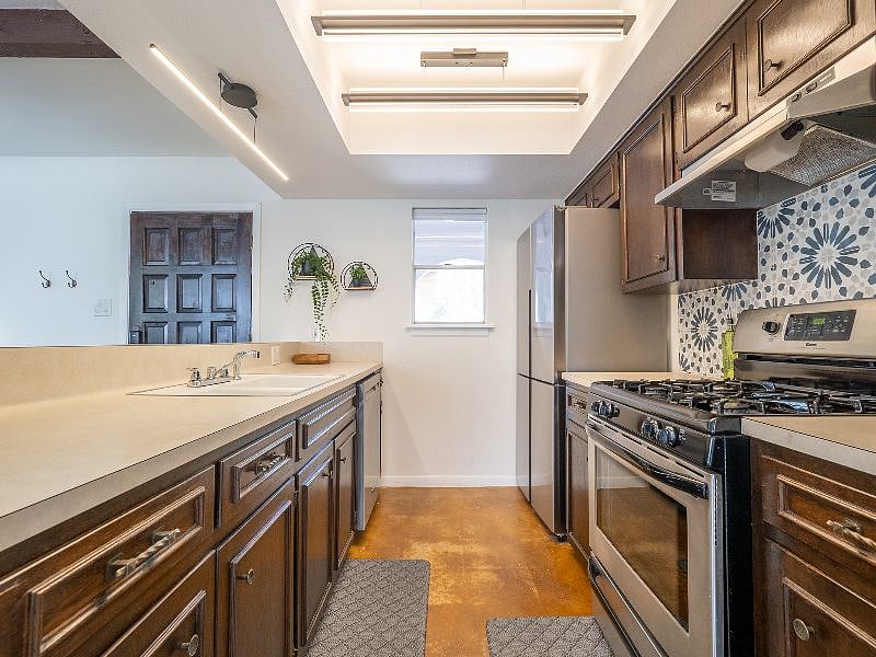 Furnished Finder property 550081_1 photo 9