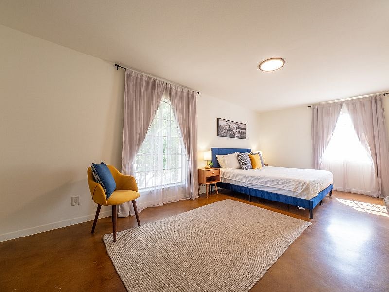 Furnished Finder property 550081_1 photo 13