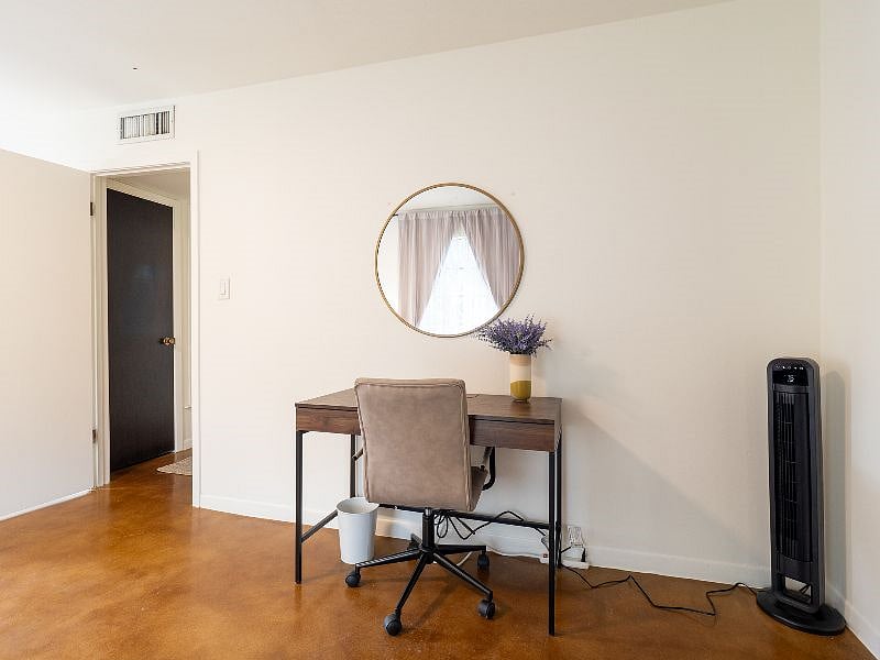 Furnished Finder property 550081_1 photo 14