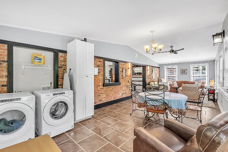 Shared Space, laundry
