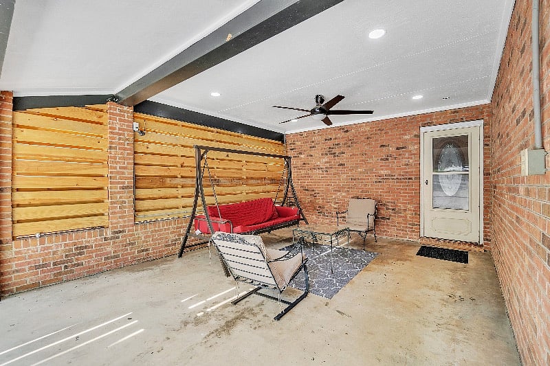 shared space, outdoor porch/seating