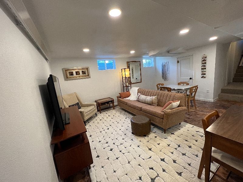 Furnished Finder property 550104_1 photo 9