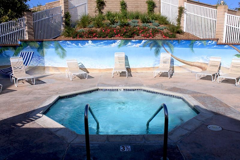 Furnished Finder property 550117_1 photo 37