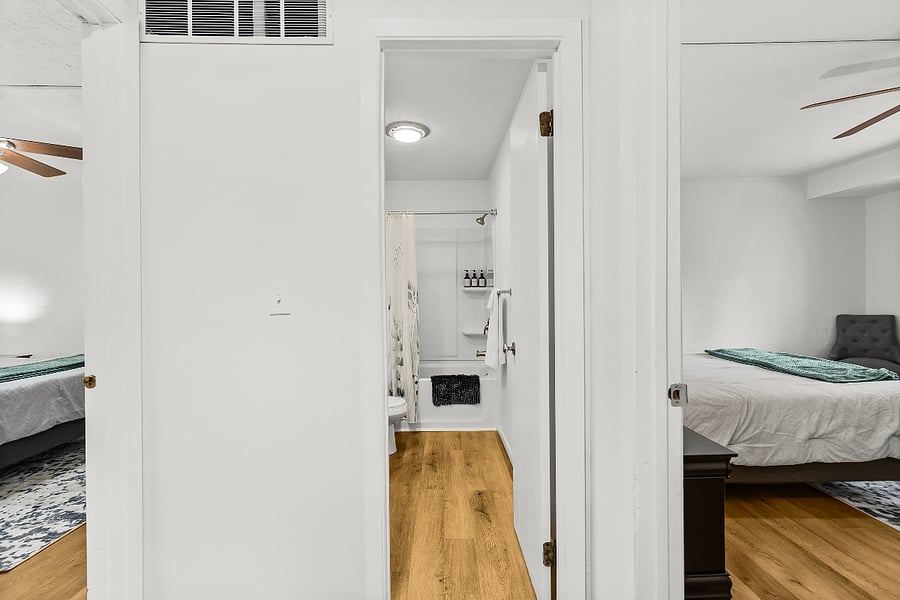 Furnished Finder property 550138_1 photo 18